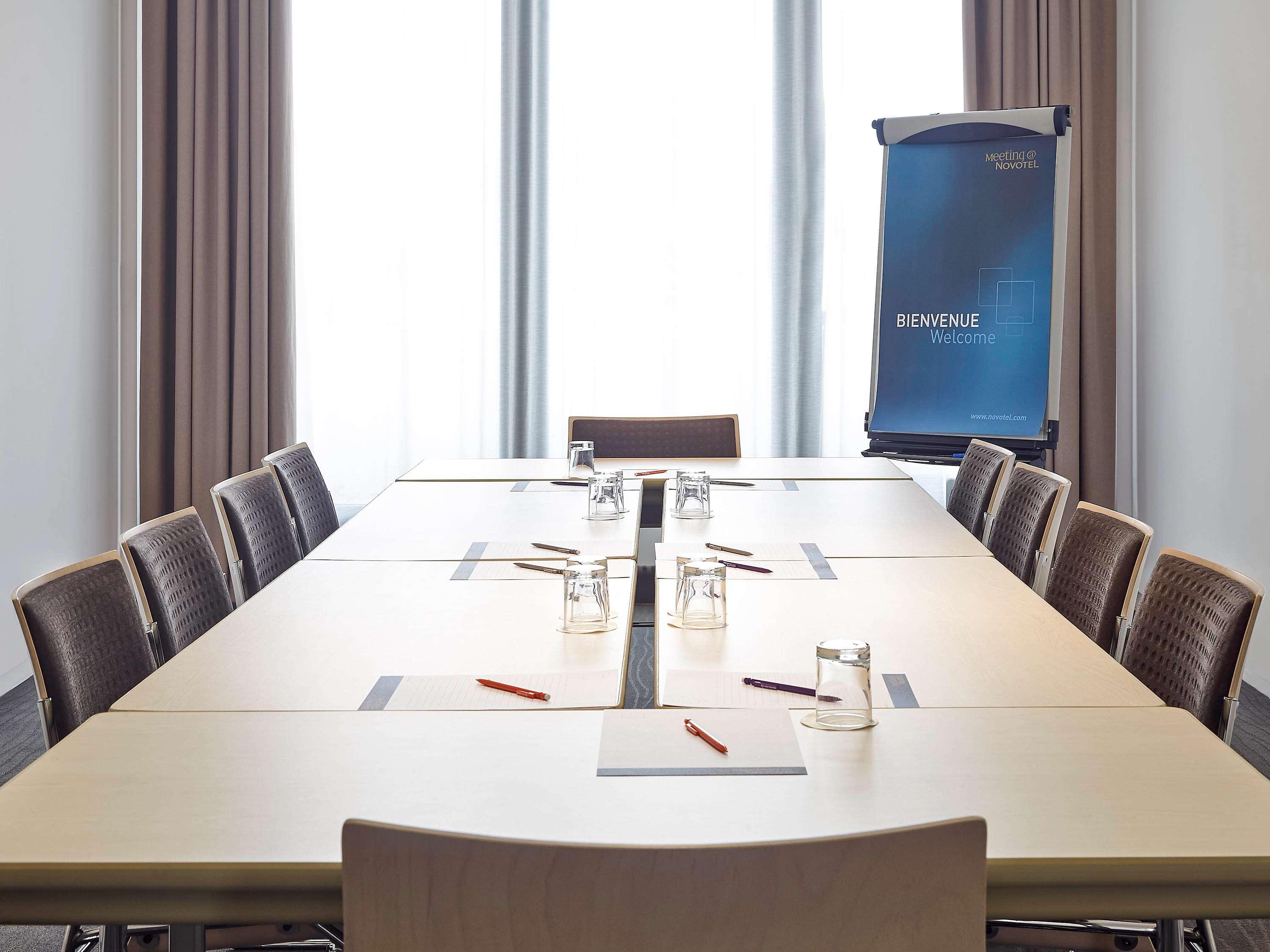 Novotel Centre Hotel 4*