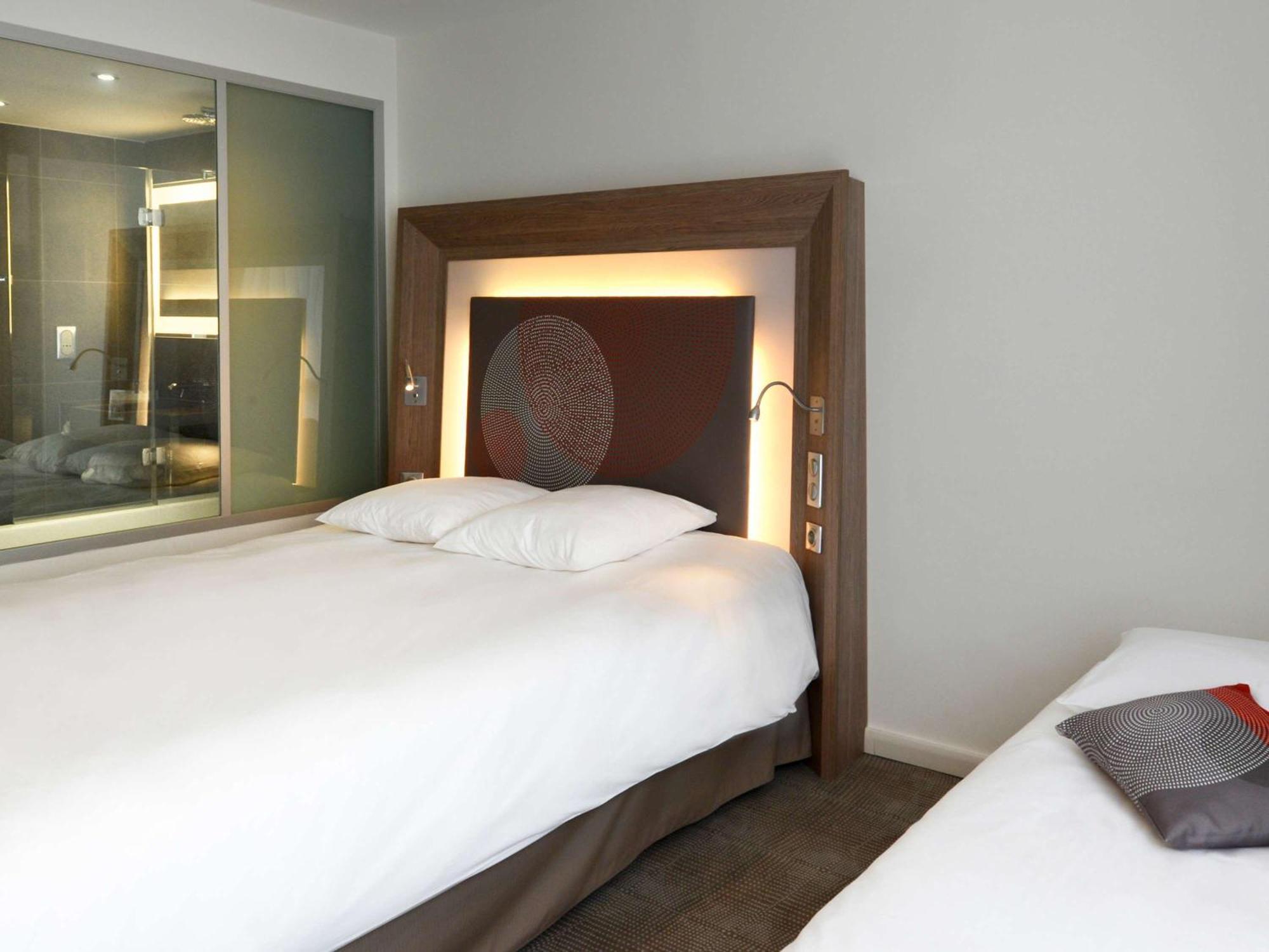 Novotel Centre Hotel 4*