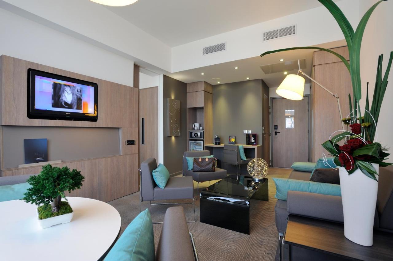 Novotel Centre Hotel