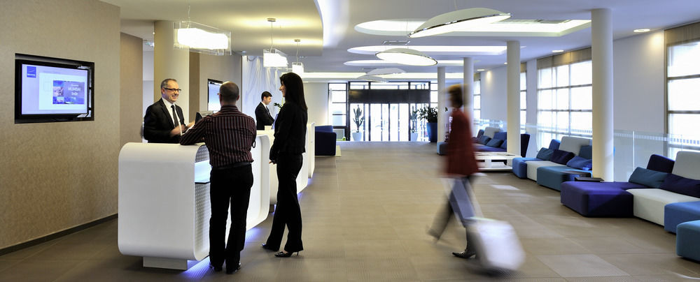 Novotel Centre Hotel 4*